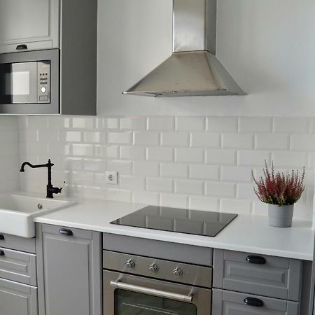 Apartamento Completamente Equipado En Ferrol. Daire Dış mekan fotoğraf