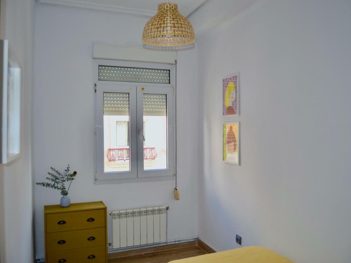 Apartamento Completamente Equipado En Ferrol. Daire Dış mekan fotoğraf